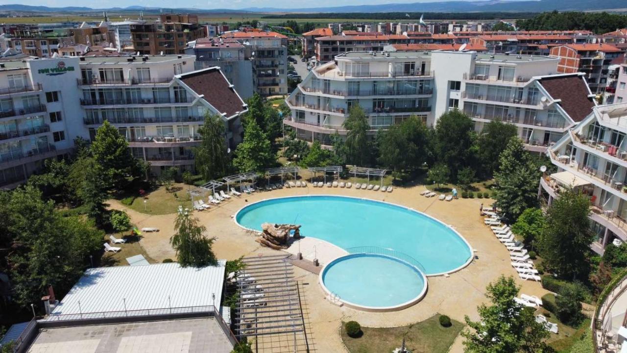 Dean'S Cozy 2 Bed Apart At Sunny Beach Resort Εξωτερικό φωτογραφία