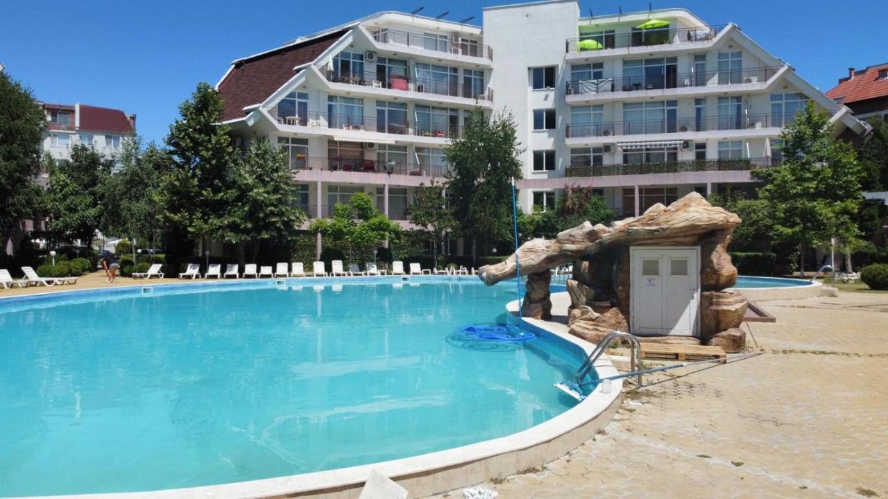 Dean'S Cozy 2 Bed Apart At Sunny Beach Resort Εξωτερικό φωτογραφία