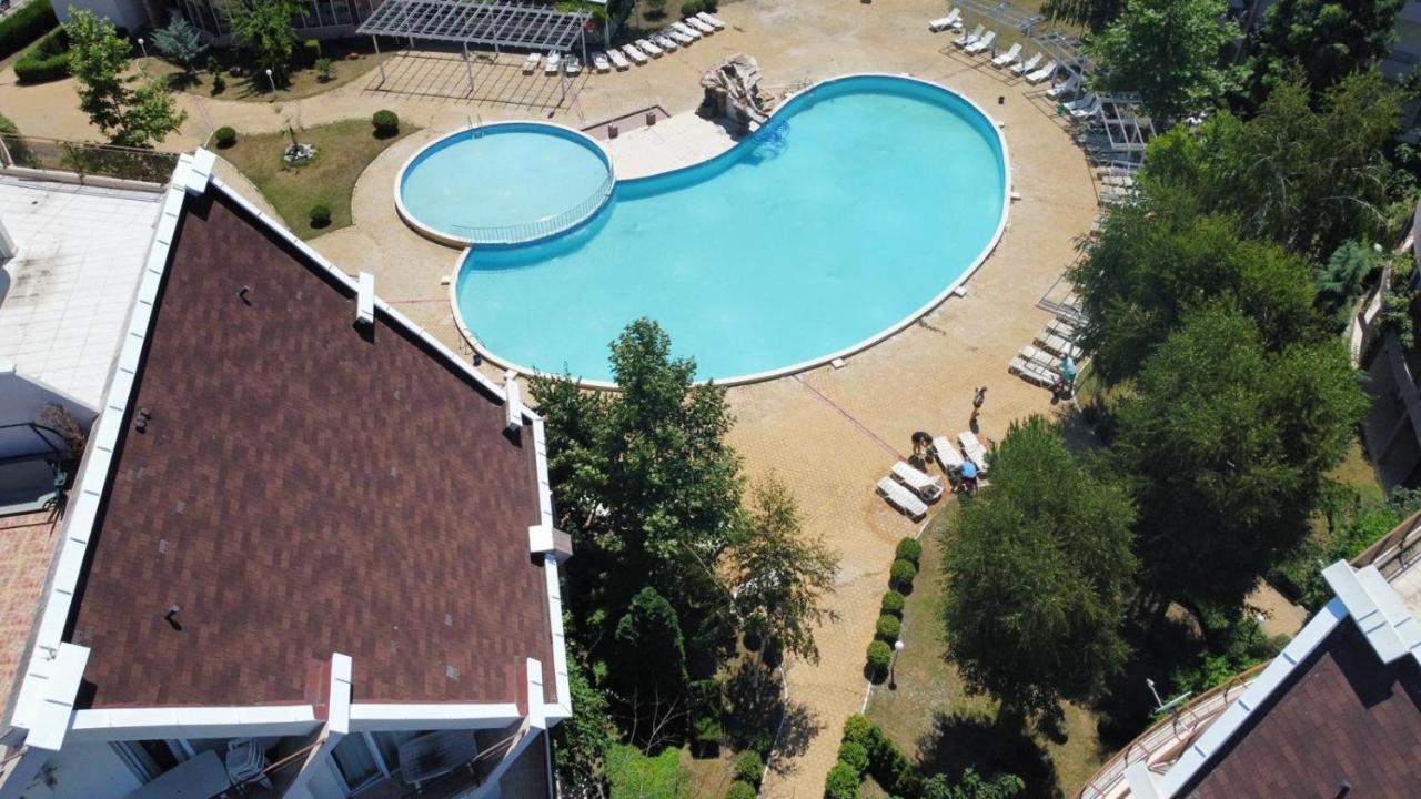 Dean'S Cozy 2 Bed Apart At Sunny Beach Resort Εξωτερικό φωτογραφία
