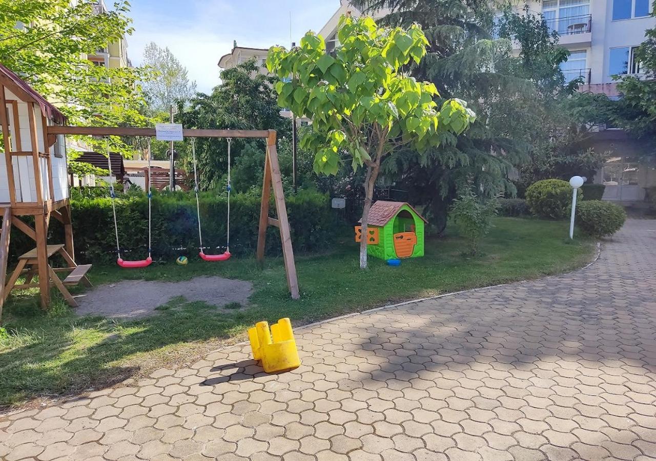 Dean'S Cozy 2 Bed Apart At Sunny Beach Resort Εξωτερικό φωτογραφία